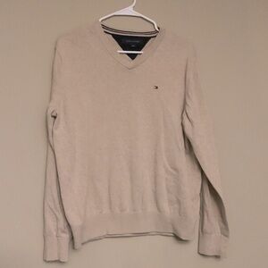 Tommy Hillfiger Men’s Medium Cream V Neck Sweater
